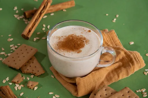 Atole de avena con ¡solo tres ingredientes! y en menos de 20 minutos
