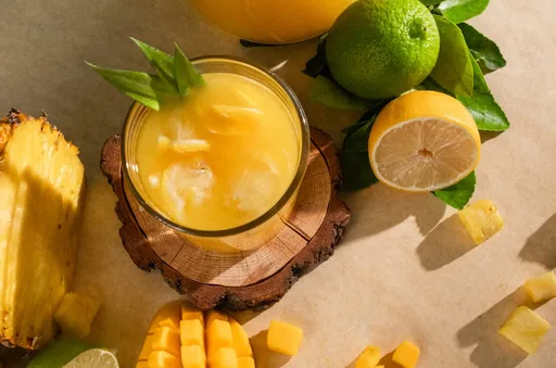 Limonada con mango y piña: receta ideal para el verano