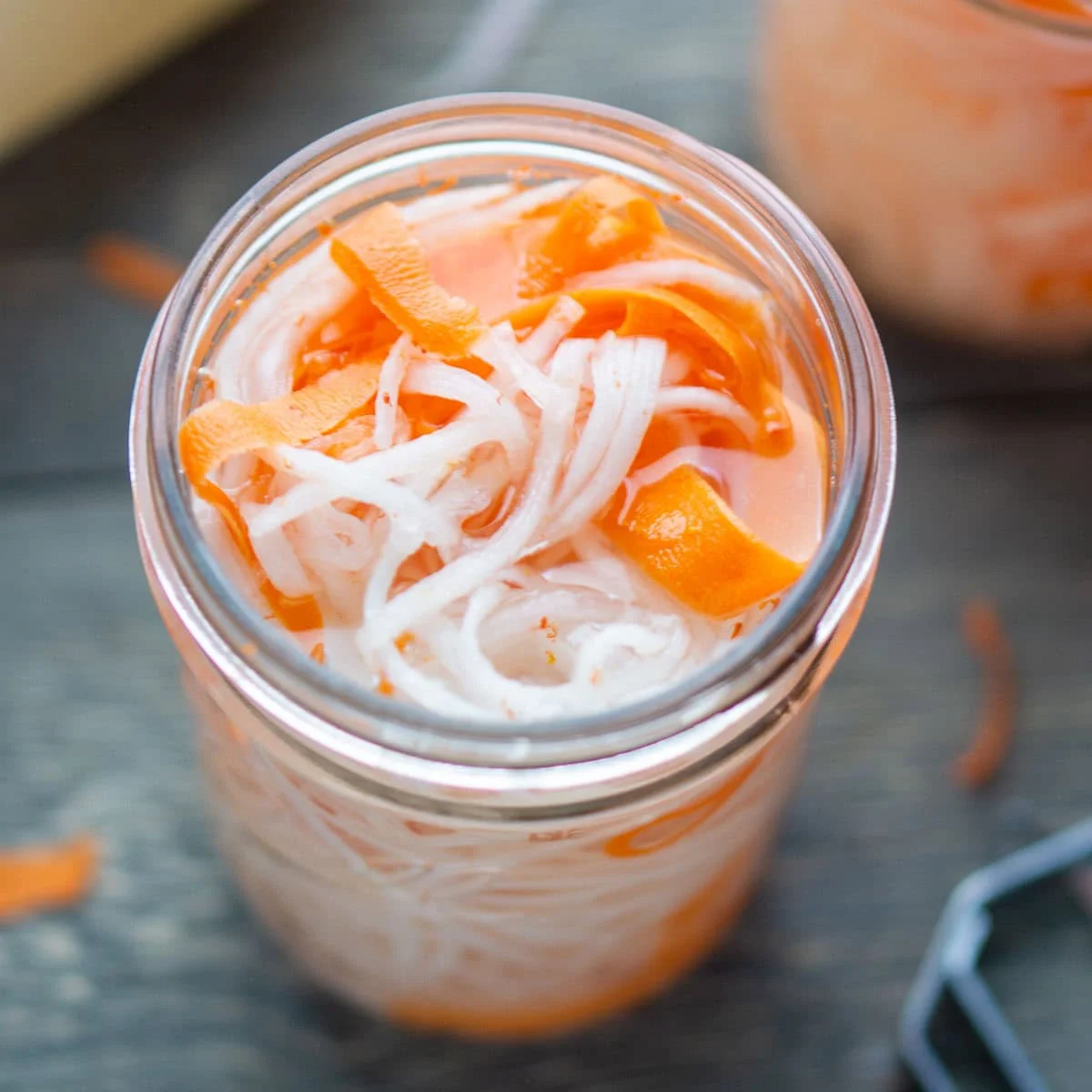 Quick Pickled Carrots and Daikon