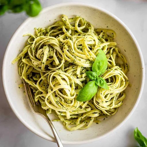 Pasta al Pesto fácil (Linguine con Pesto)