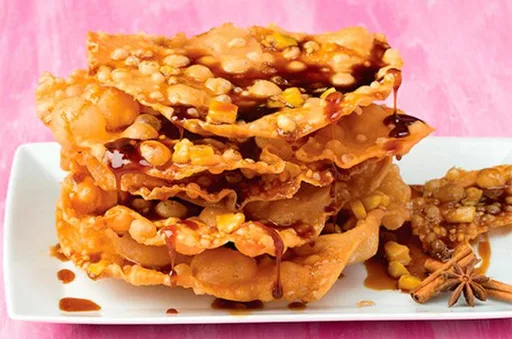 Buñuelos con miel de guayaba