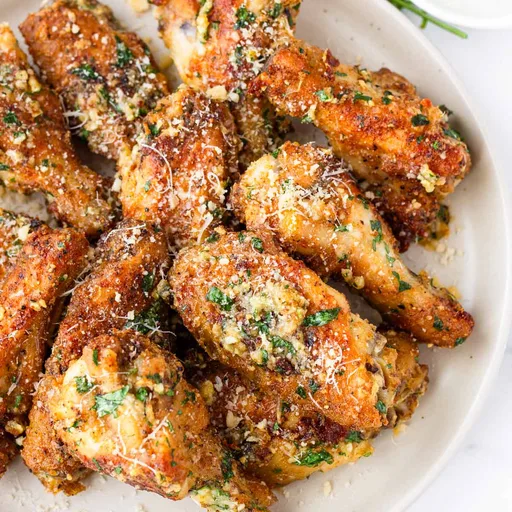 Crispy Garlic Parmesan Wings