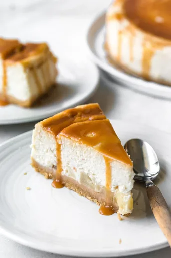 Apple Cheesecake