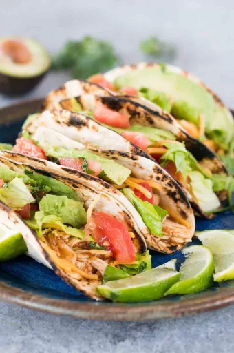 Tacos de pollo en olla a presión