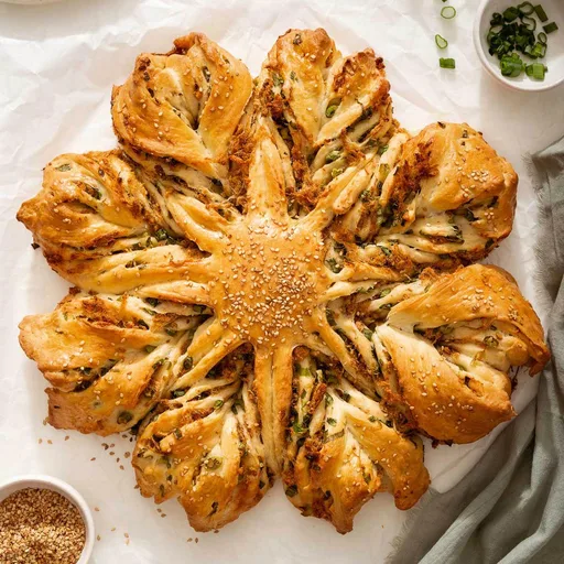 Pork Floss and Scallion Star Bread