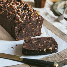 Pastel de chocolate y plátano