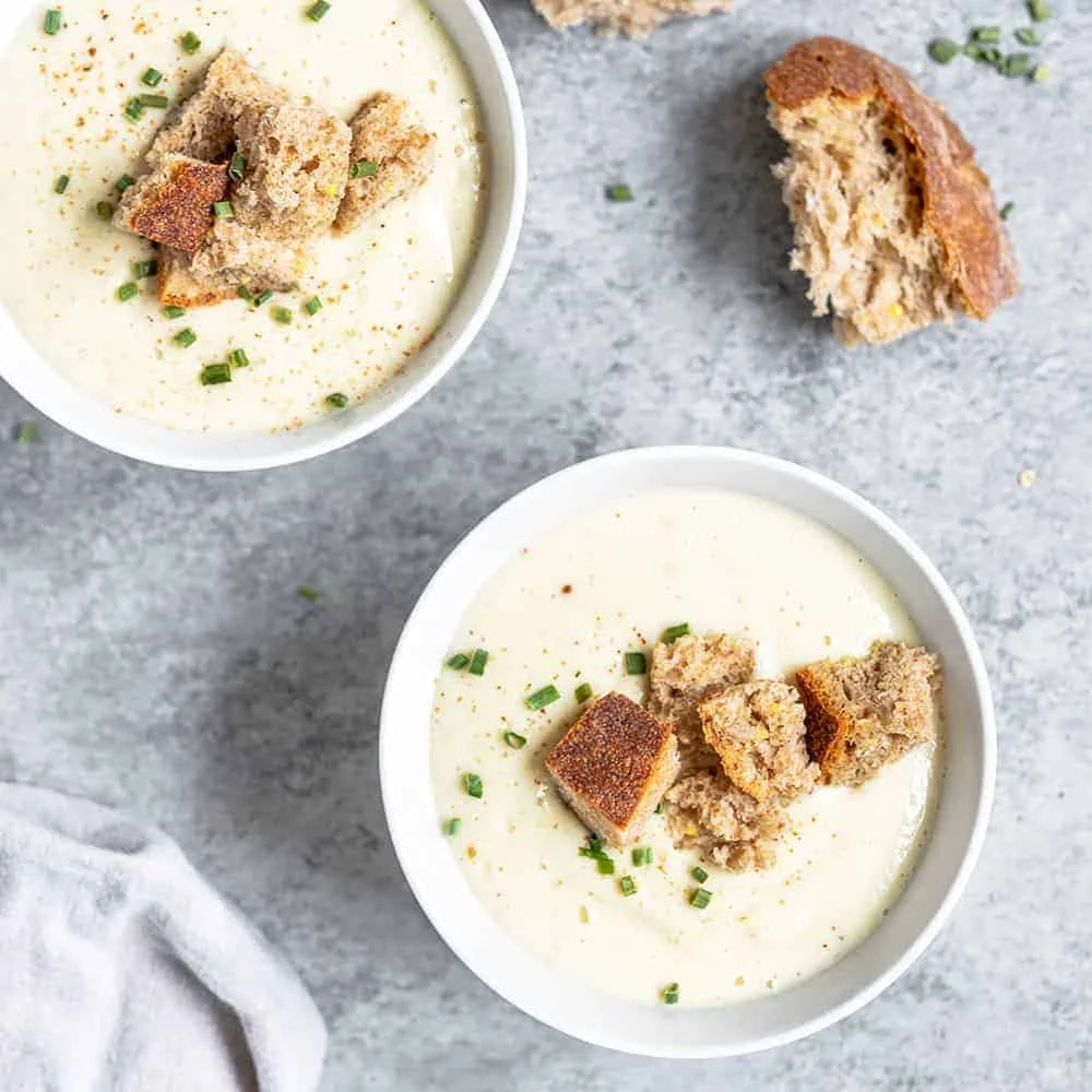 Creamy Vegan Cauliflower Soup