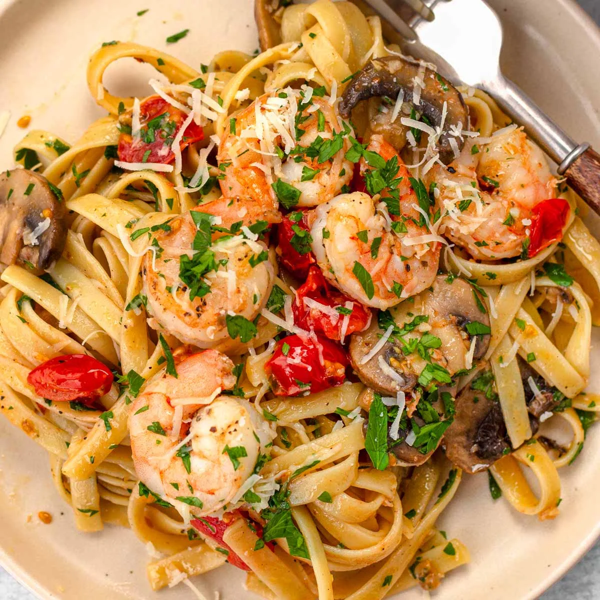 Garlic Shrimp Pasta
