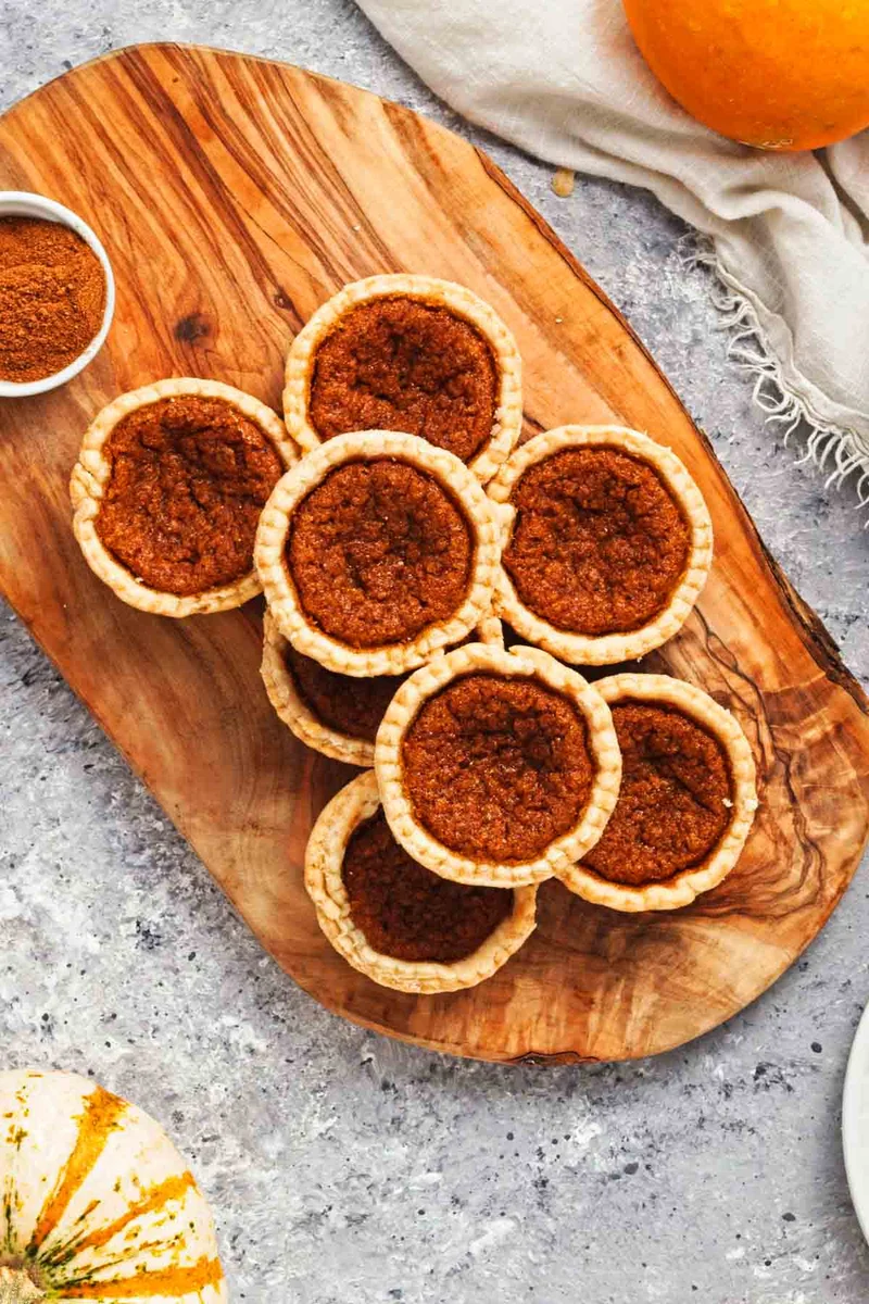Mini Pumpkin Tarts (Dairy Free, Eggless)