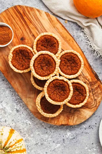Mini Pumpkin Tarts (Dairy Free, Eggless)