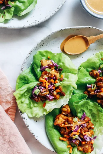 Peanut Sauce Lettuce Wraps