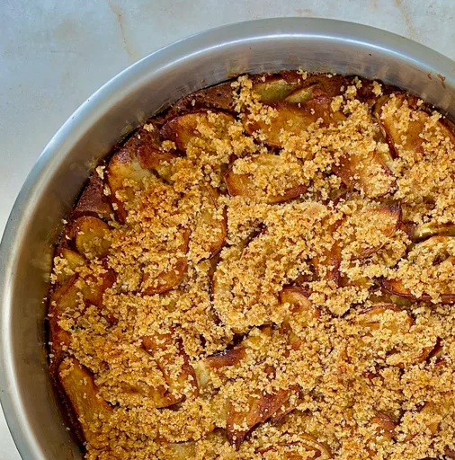 Bizcocho jugoso de manzana y aceite de oliva
