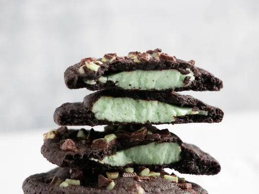 Mint Chocolate Cheesecake Cookies