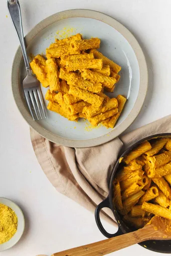 Vegan Pumpkin Mac n Cheese