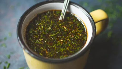 Chive and garlic marinade