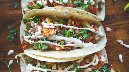 Tacos de pescado con especias cajún