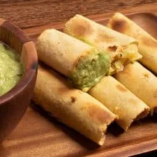Taquitos de puré de patata