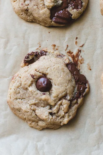 Galletas con pepitas de chocolate y tahini