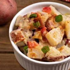Ensalada de patatas vegana