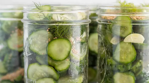 Simple Canning Recipe for Dill Pickles