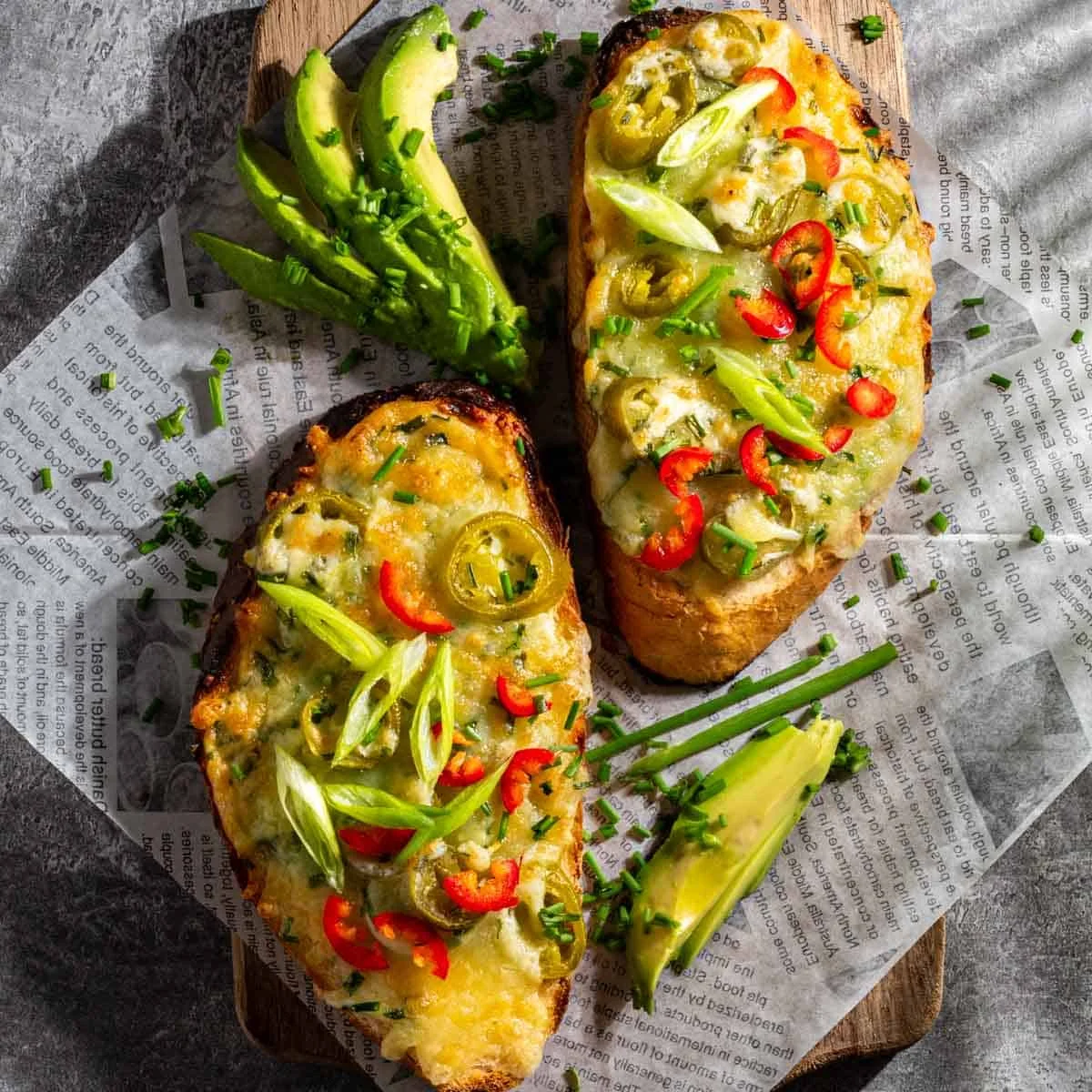 Chilli cheese toast with Jalapeño peppers