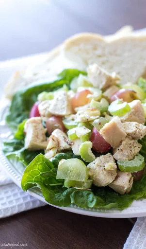 Receta de Ensalada de Pollo Ligera y Saludable