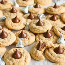 Easy Peanut Butter Blossoms