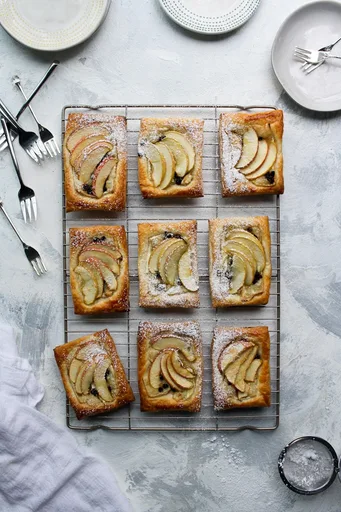 Tartaletas de hojaldre de manzana