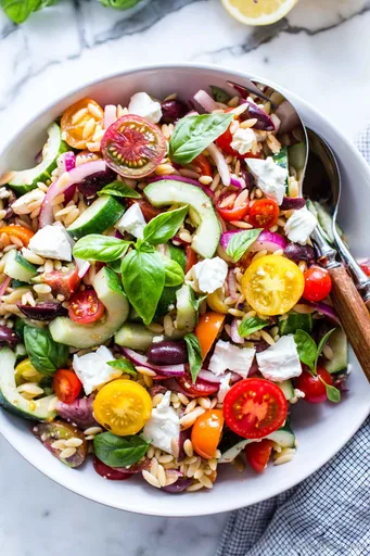 Crisp and Fresh Greek Orzo Pasta Salad