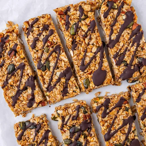 Healthy Granola Bars (4 Ingredients, No Bake)