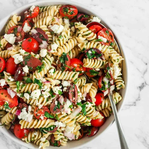 Ensalada de pasta mediterránea
