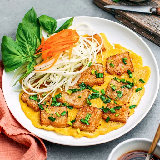 Bột Chiên (Vietnamese Fried Rice Cakes)