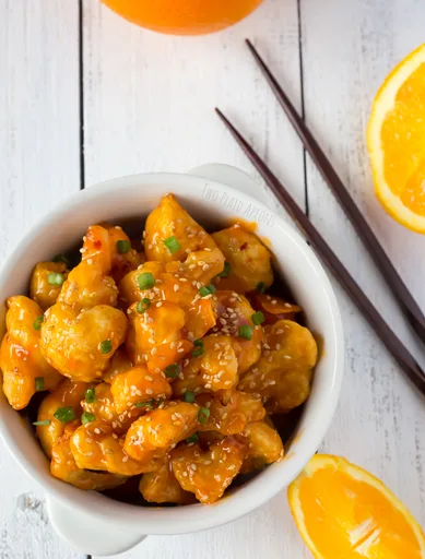 Falsos "nuggets" de coliflor al horno con salsa de naranja