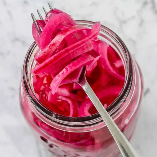 Quick Pickled Onions (Made in 5 Minutes)