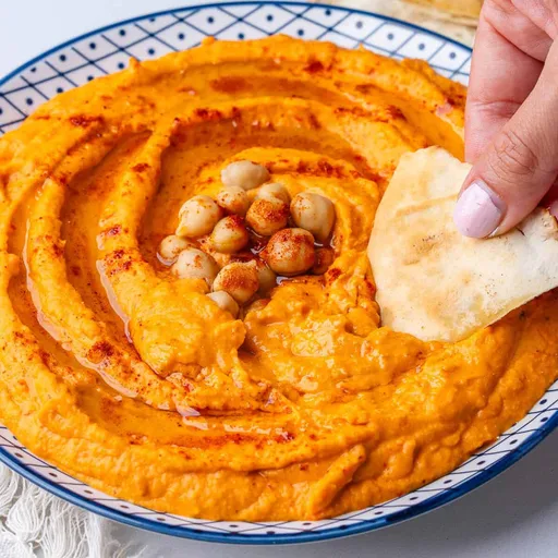Hummus de pimiento rojo asado (Listo en 5 minutos)