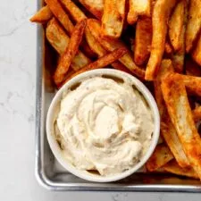 5 Minute Garlic Aioli