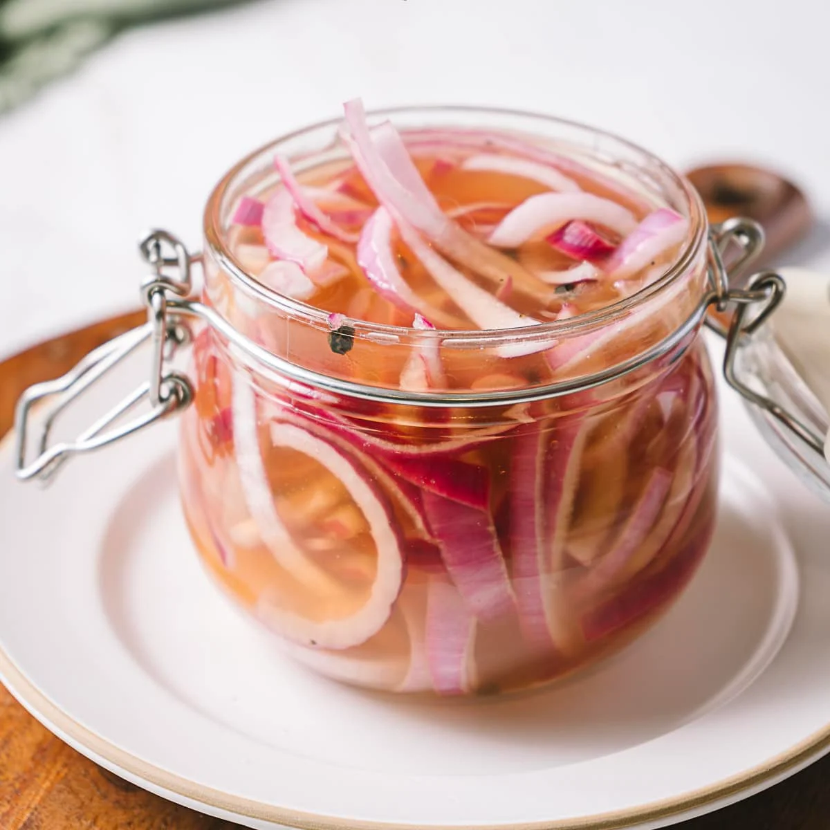 Quick Pickled Red Onions