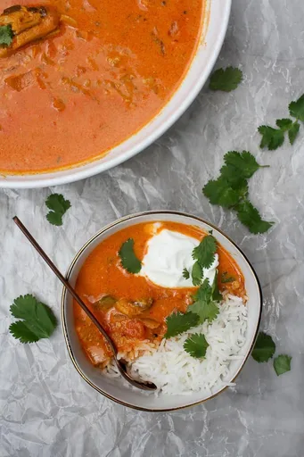 Tikkan masala de pescado con sardinas