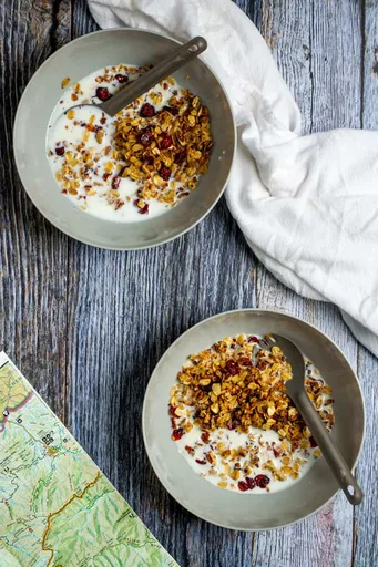Cereal de avena tostada (desayuno de camping)