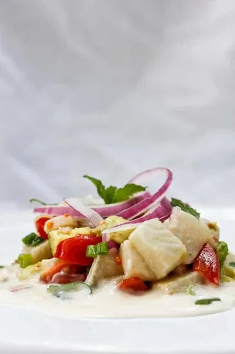 Cebiche de pescado con pomelo y lenguado