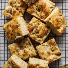 Thick & Fluffy Focaccia Bread Recipe (Overnight Focaccia)