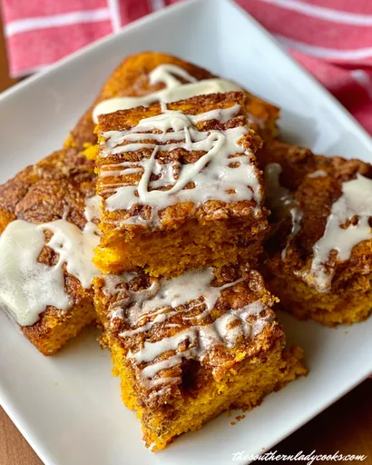 Pumpkin Honey Bun Cake