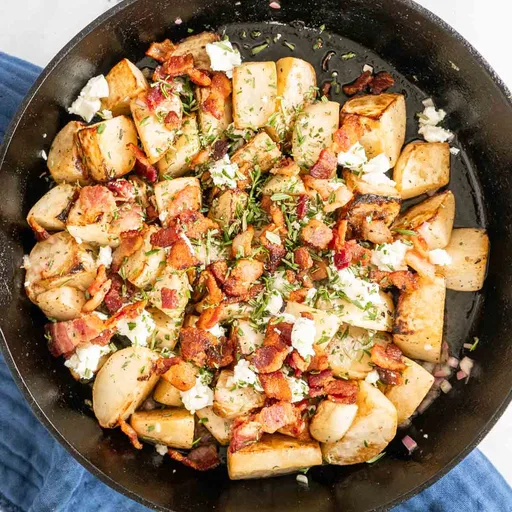 Nabos asados con tocino y queso de cabra