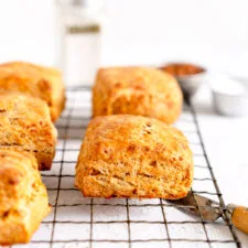 Pesto Scones