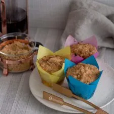 Muffins de tarta de queso y albaricoque con confitura de albaricoque