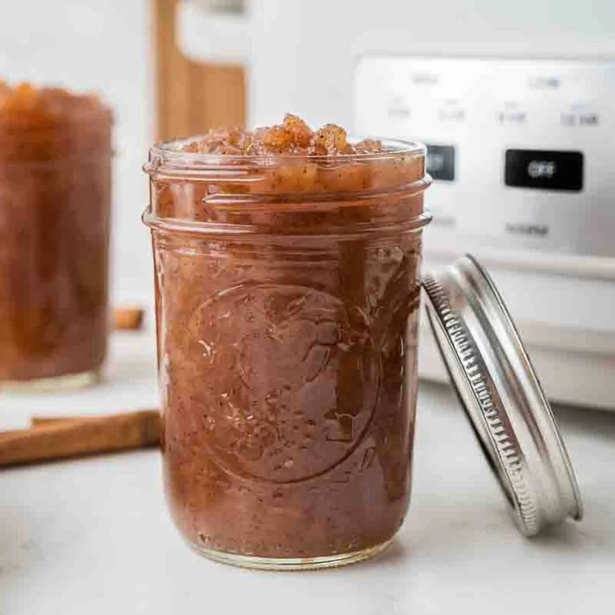 Slow Cooker Applesauce with Brown Sugar