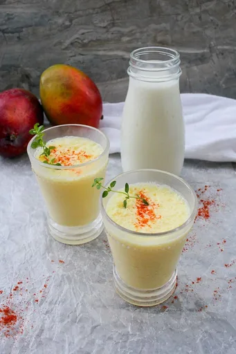 Lassi de mango con kéfir