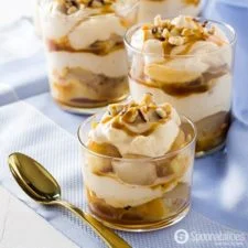 Trifle fácil de pera y caramelo salado