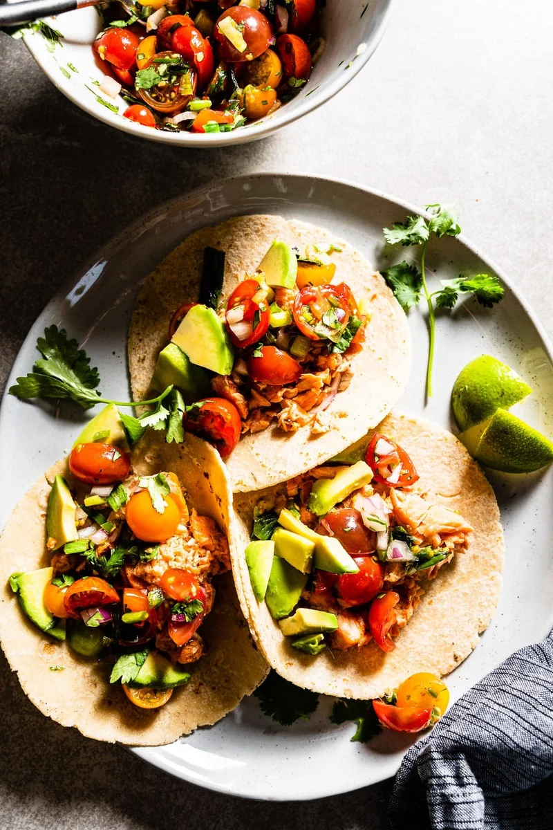 Grilled Salmon Tacos
