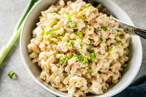 Ensalada de macarrones hawaiana